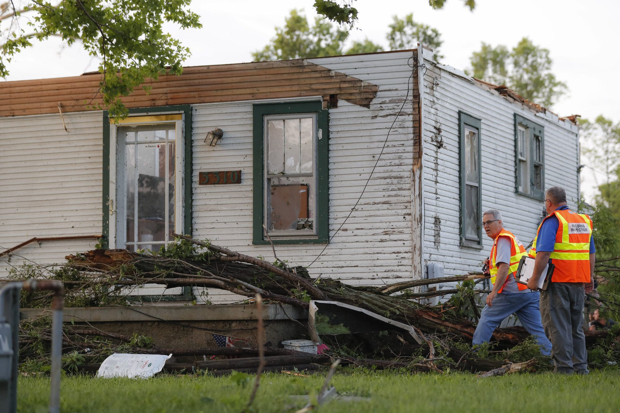 1 Dead, 130 Injured as Tornadoes Rip Through Ohio and Indiana