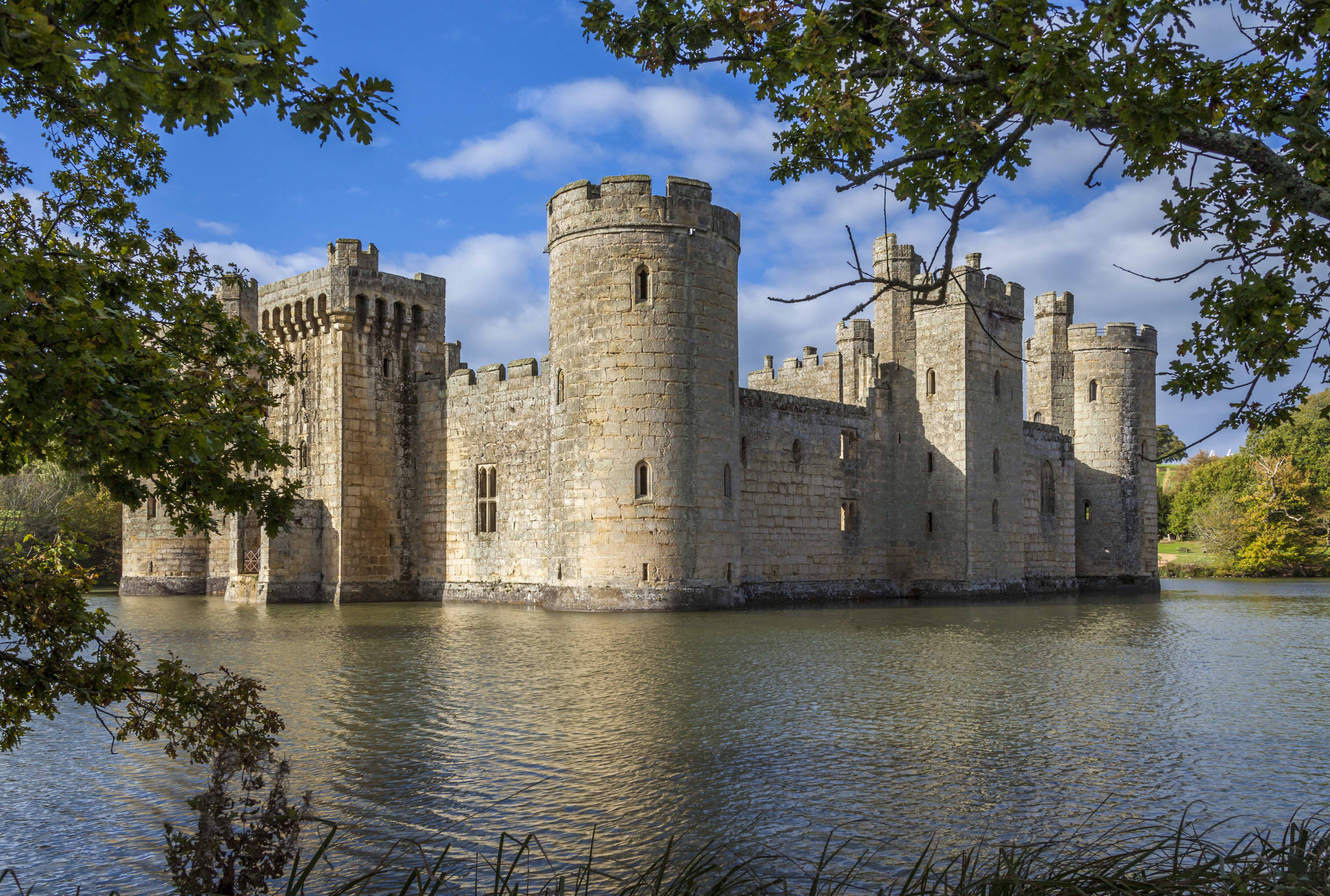 Secrets of Medieval Castles: Why Castle Stairwells Are Built Clockwise