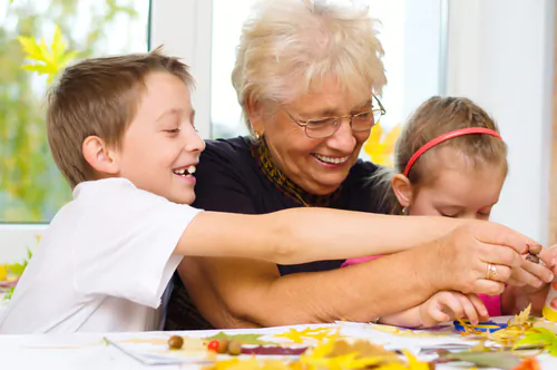 Treating Dementia With Creative Expression