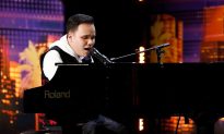 ‘America’s Got Talent’ Singer Kodi Lee Gets Season’s First Golden Buzzer