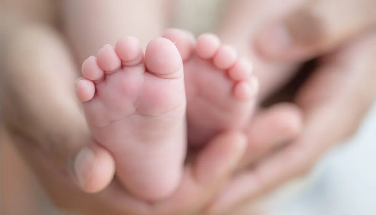 A baby's feet (Illustration - Shutterstock)