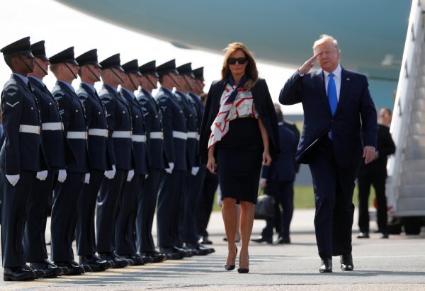 president-first-lady-arrive-in-london