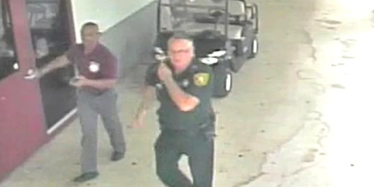 Scot Peterson. (Screenshot/Broward County Sheriff's office)