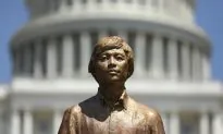 On 30th Anniversary of Tiananmen Square Massacre Rallygoers Speak of the Power of Memory and Truth