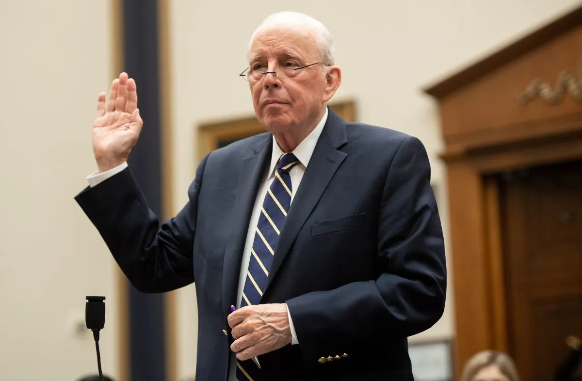 Former White House counsel John Dean is sworn-in as he testifies during a House Judiciary Committee hearing on Capitol Hill on June 10, 2019. (SAUL LOEB/AFP/Getty Images)