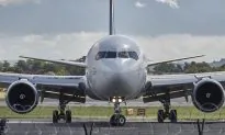 Woman Opens Plane’s Emergency Exit Thinking It’s the Toilet Door