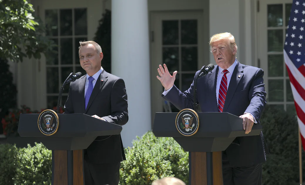 President Donald Trump and Poland President Andrzej Duda (L) during a press conference in the White House Rose Garden in Washington on June 12, 2019. (Charlotte Cuthbertson/The Epoch Times)
