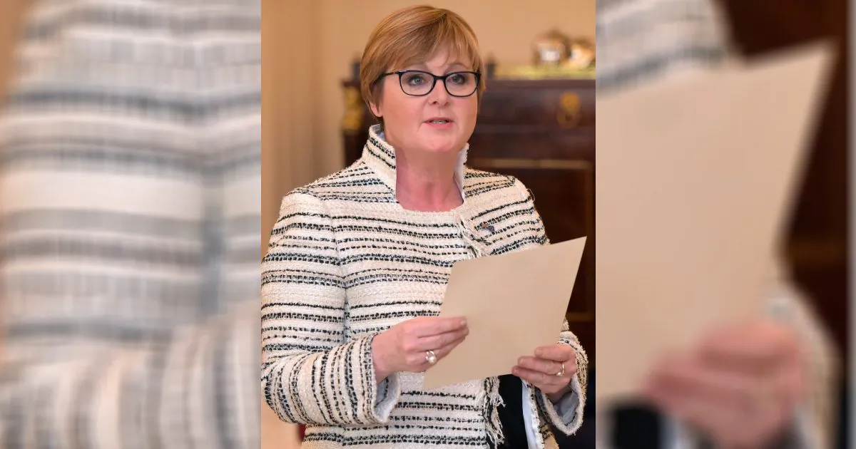 Australian Defence Minister Linda Reynolds takes an oath during a ceremony at Government House in Canberra on May 29, 2019. (Mark Graham/AFP/Getty Images)