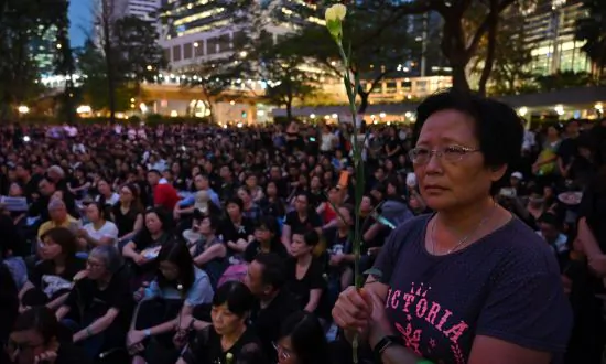Hong Kong Government Shows Signs of Relenting as Officials Say They Support Putting Extradition Bill on Hold