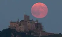 Extremely Rare Harvest Moon Is Happening This Friday the 13th