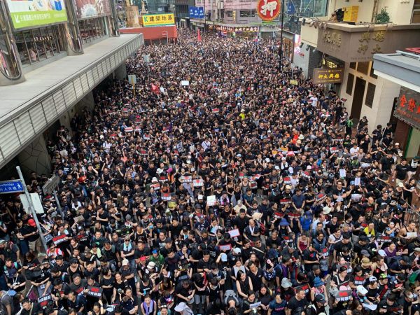 HK Sea of Black