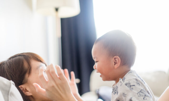 Early Childhood Attachment Lets Us Connect