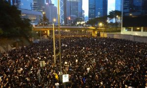Chinese Regime Issues Blanket Media, Internet Censorship on Hong Kong Protests