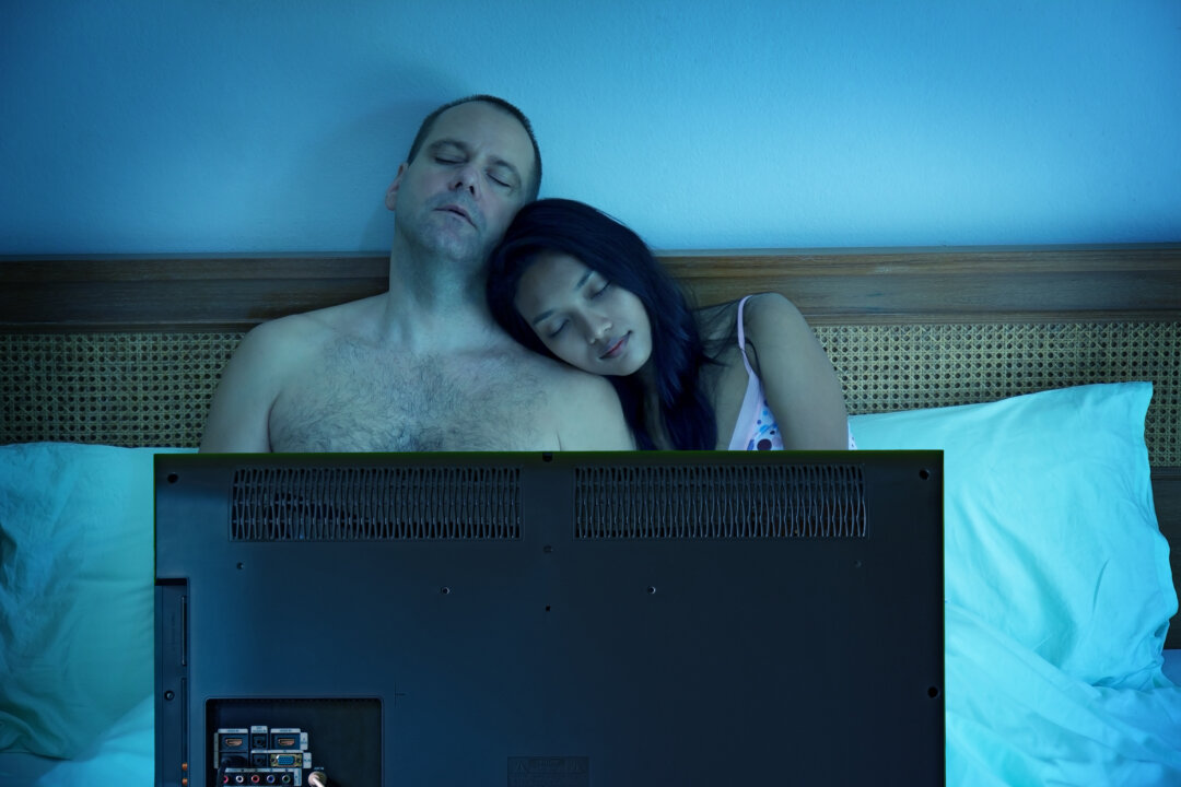The light of a television or smartphone can disrupt your sleep and contribute to conditions ranging from depression to obesity. (Milkovasa/Shutterstock)