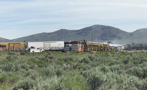 Train derailed in Nevada 3