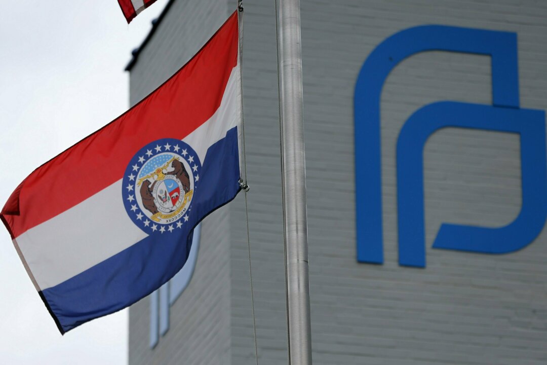 Missouri Supreme Court Rules to Reinstate State Abortion Laws