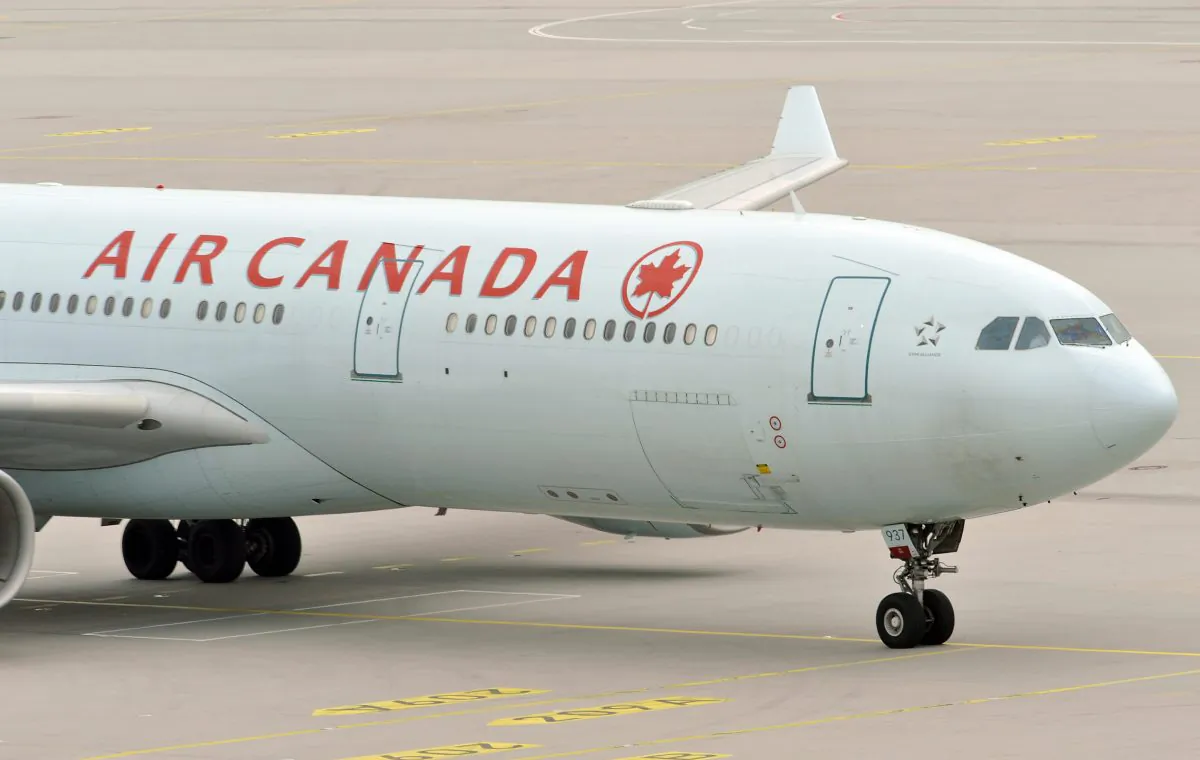 File photo of an Air Canada plane arriving at the international airport in Munich, Germany, on Aug. 3, 2009. (Joerg Koch/AFP/Getty Images)
