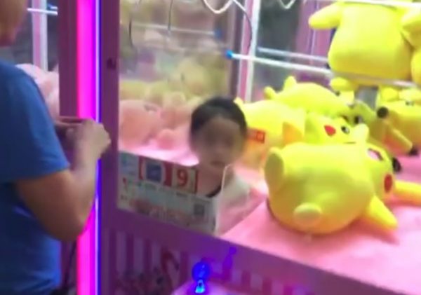 Girl claw machine pikachu