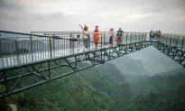Woman Jumps Off Cliff Everyday to Deliver Food to Co-workers