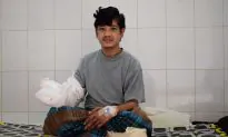 ‘Tree Man’ Asks Surgeons to Amputate His Hands Due to Pain of Bark-Like Growths