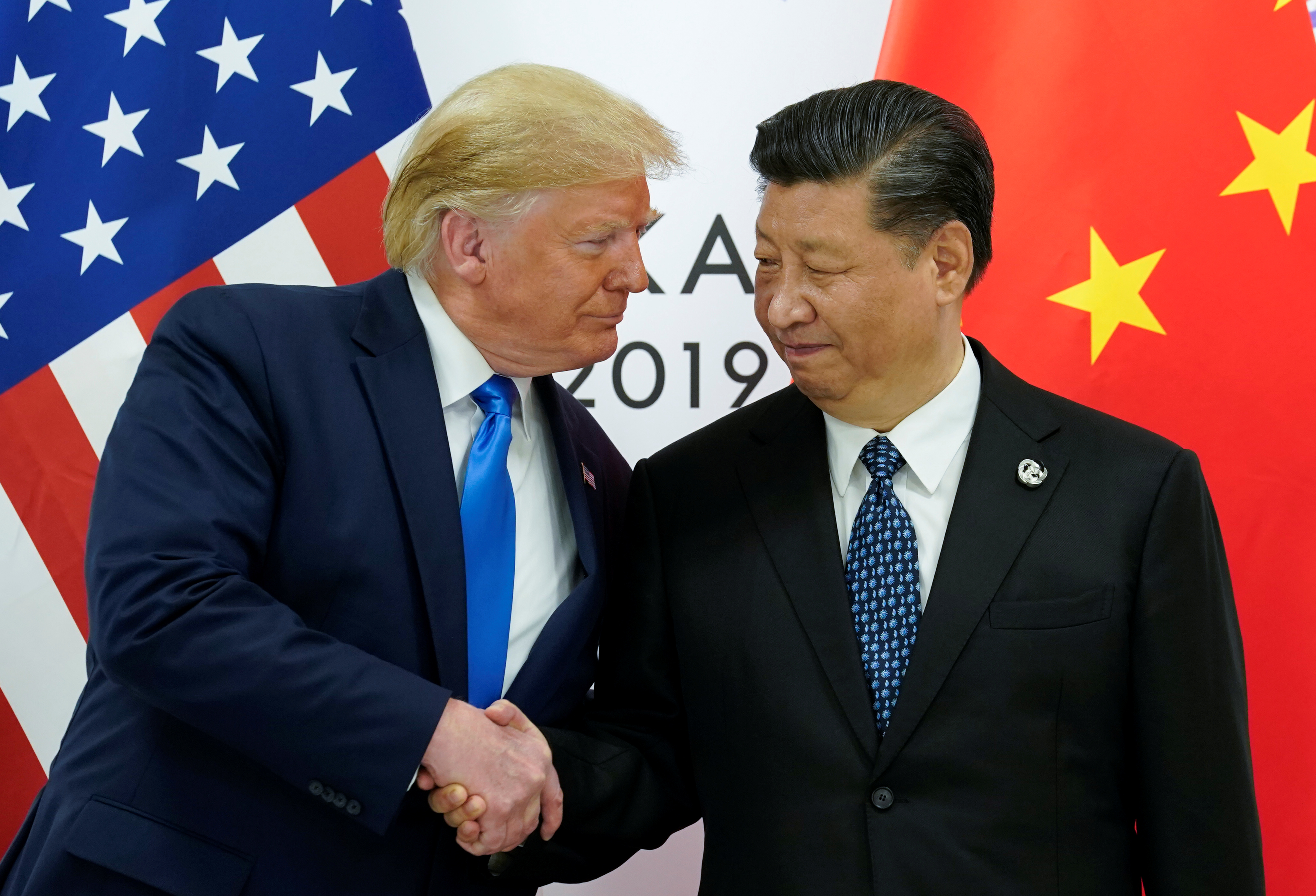 U.S. President Donald Trump meets with Chinese leader Xi Jinping at the start of their bilateral meeting at the G20 leaders summit in Osaka, Japan, on June 29, 2019. (Reuters/Kevin Lamarque)