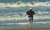 Florida Woman Says Father Died From Flesh-Eating Bacteria in Gulf Waters