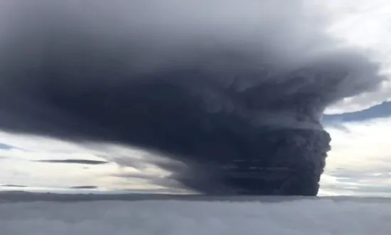 Papua New Guinea Volcanic Eruptions Force 15,000 From Their Homes