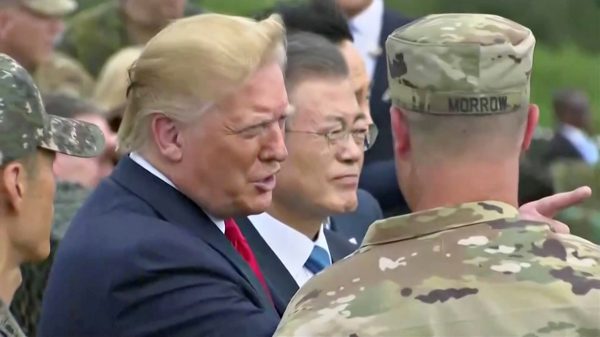 Trump and Moon at DMZ