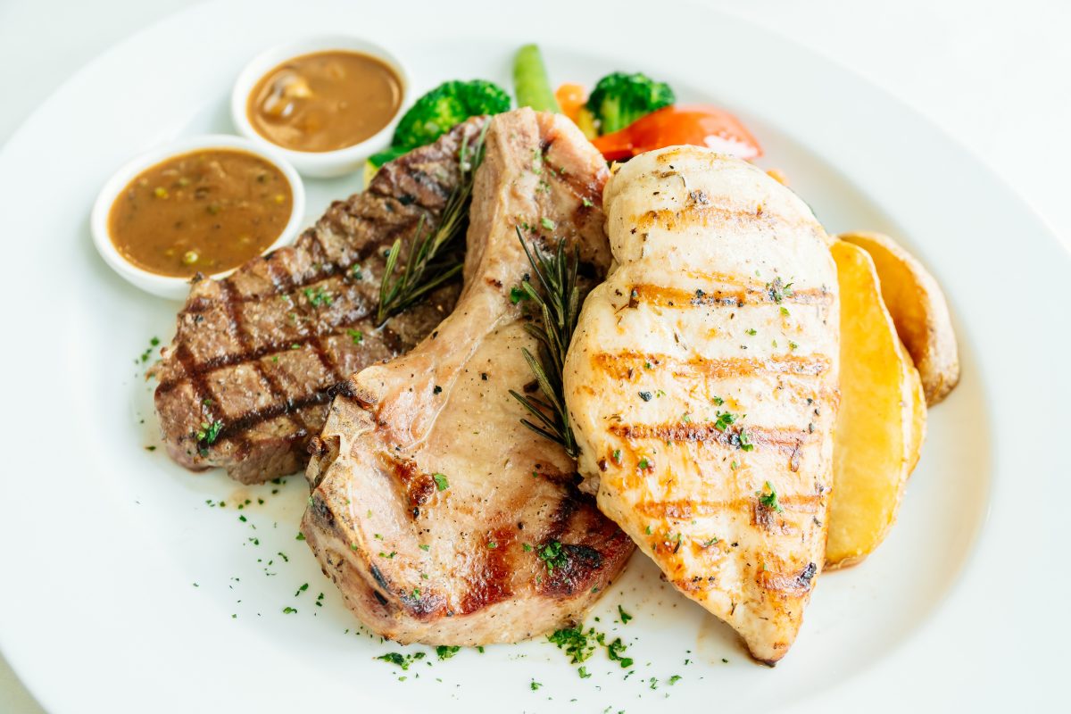 White meat was supposed to be healthier, but new research suggests the difference between white and dark meats isn't significant. (Food Travel Stockforlife/Shutterstock)