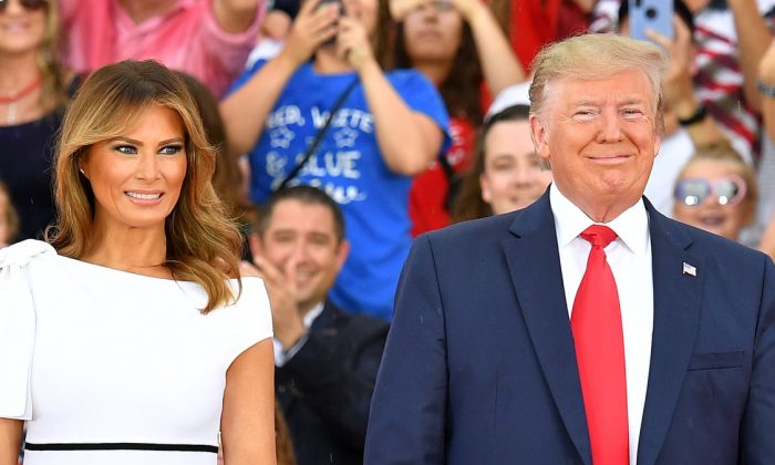 US President Donald Trump (R) and First Lady Melania Trump arrive for the "Salute to America" Fourth of July event at the Lincoln Memorial in Washington, on July 4, 2019. (Mandel Ngan/AFP/Getty Images)