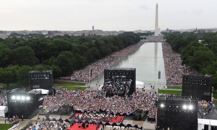 President Donald Trump speaks during the "Salute to America" Fourth of July event at the Lincoln Memorial in Washington, on July 4, 2019. (Susan Walsh/AFP/Getty Images)