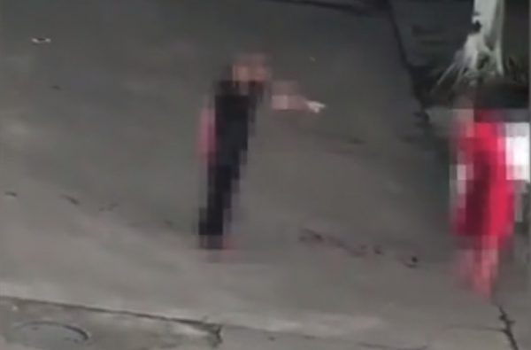 Man stabs girlfriend