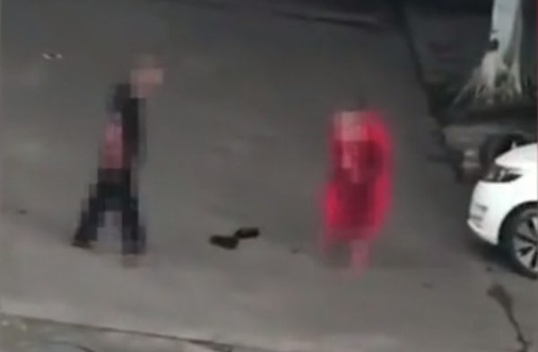Man stabs girlfriend