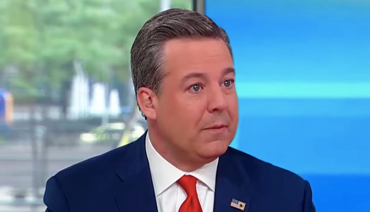 Ed Henry Makes Teary Return to Fox News After Donating Part of His ...