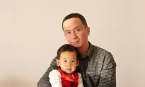 Chinese Human Rights Lawyer Criticizes Authorities for Covering Up New Viral Pneumonia Outbreak