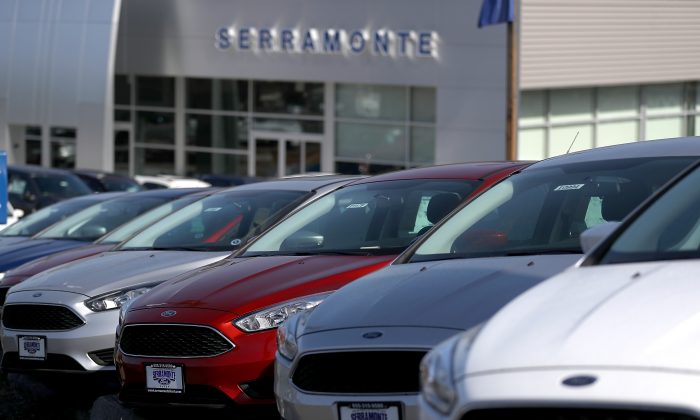 Brand new Ford Focus vehicles are displayed on the sales lot at Serramonte Ford in Colma, Calif., on Oct. 25, 2018. (Justin Sullivan/Getty Images)