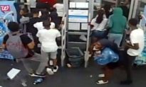 Police Look for Mob of 60 People Who Raided Walgreens Pharmacy on July 4