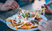 Woman Says She Found a ‘Doorknob’ in Her Taco Bell Nachos