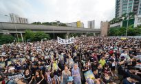 Hong Kong Extradition Protesters Expand Fight to Suburbs