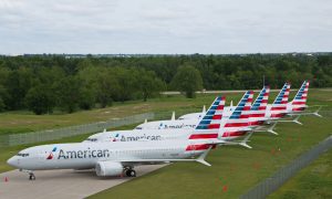 Boeing’s Humans Step in After Robots Fumble 777 Jet Assembly