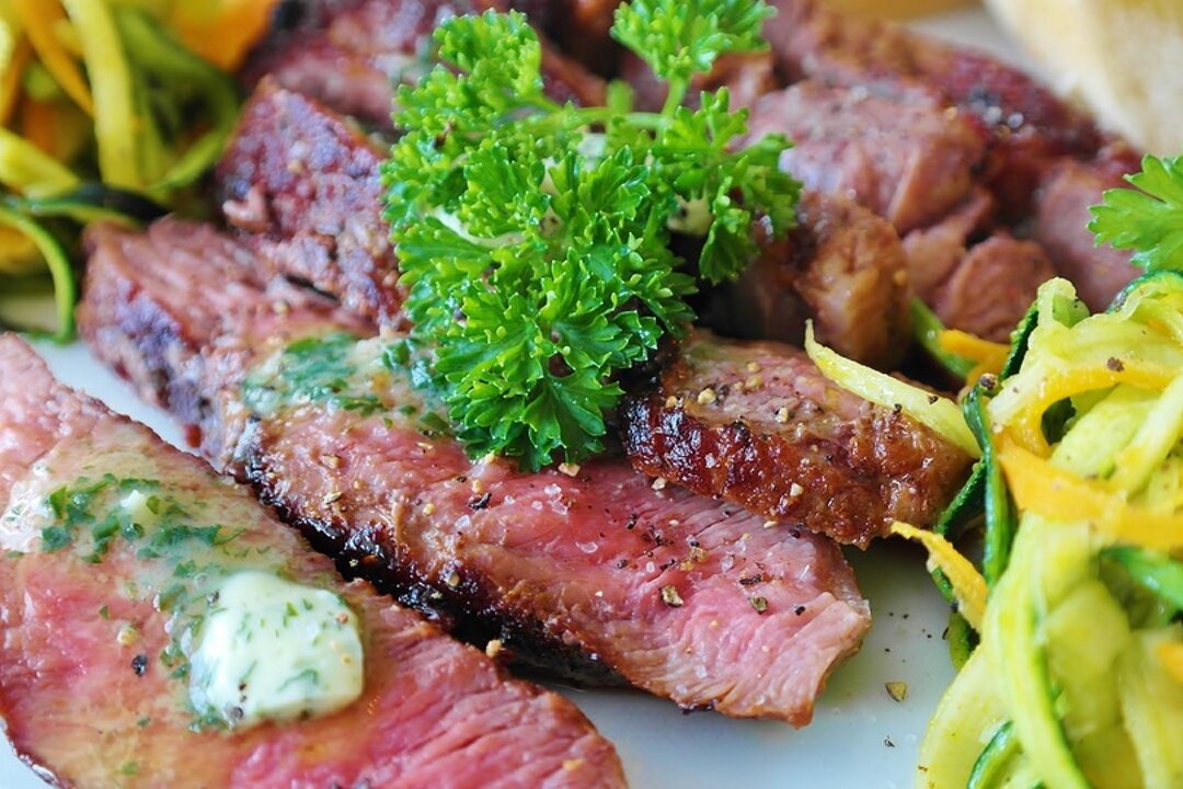 Stock image of meats, a rich source of protein. (RitaE/Pixabay)