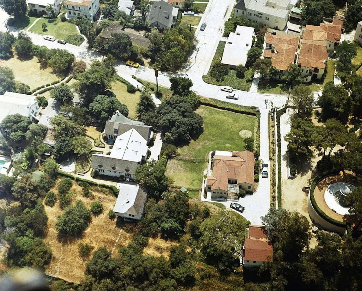 An aerial view of the home of Leno and Rosemary LaBianca in the Los Feliz district of Los Angeles, on Aug. 13, 1969. (AP Photo)