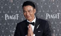 Hong Kong Actor Stabbed on Stage in China