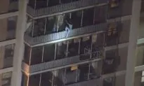 Philadelphia Man Who Scaled Burning Building Says He Was Out to Save Bedridden Mother