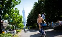 NYC Mayor Calls for Probe as Many Wait for Power to Return