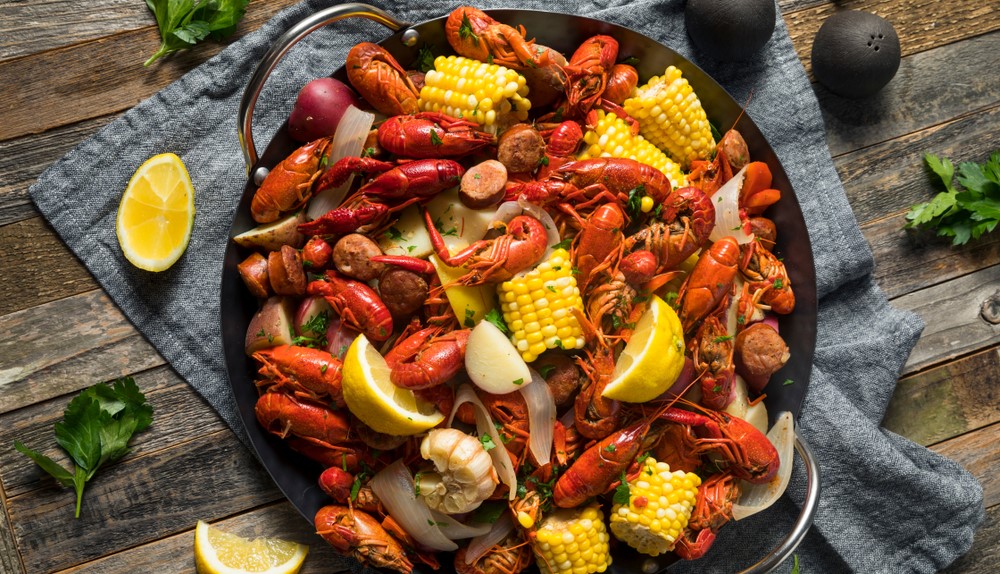 These feasts vary depending on the location and what’s in season, but usually involve making large, simmering pots of shrimp, crab, or crawfish. (Shutterstock)