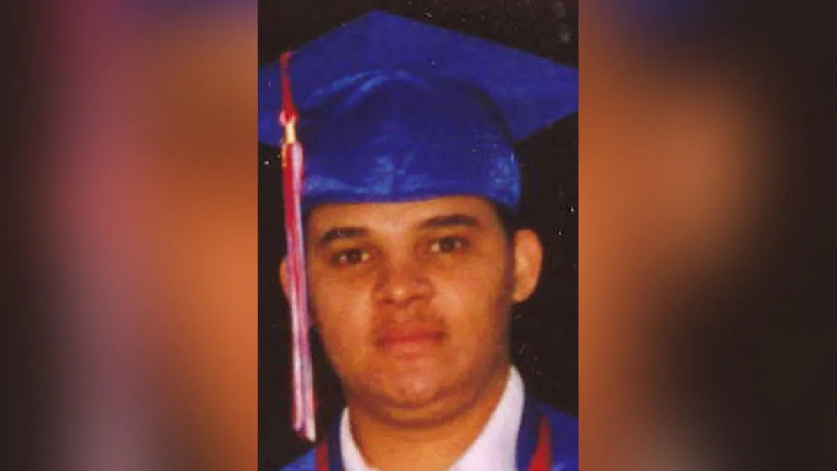 Larry Murillo-Moncada's parents told police he'd been acting irrationally, possibly because of medication. (Iowa Dept. of Public Safety)