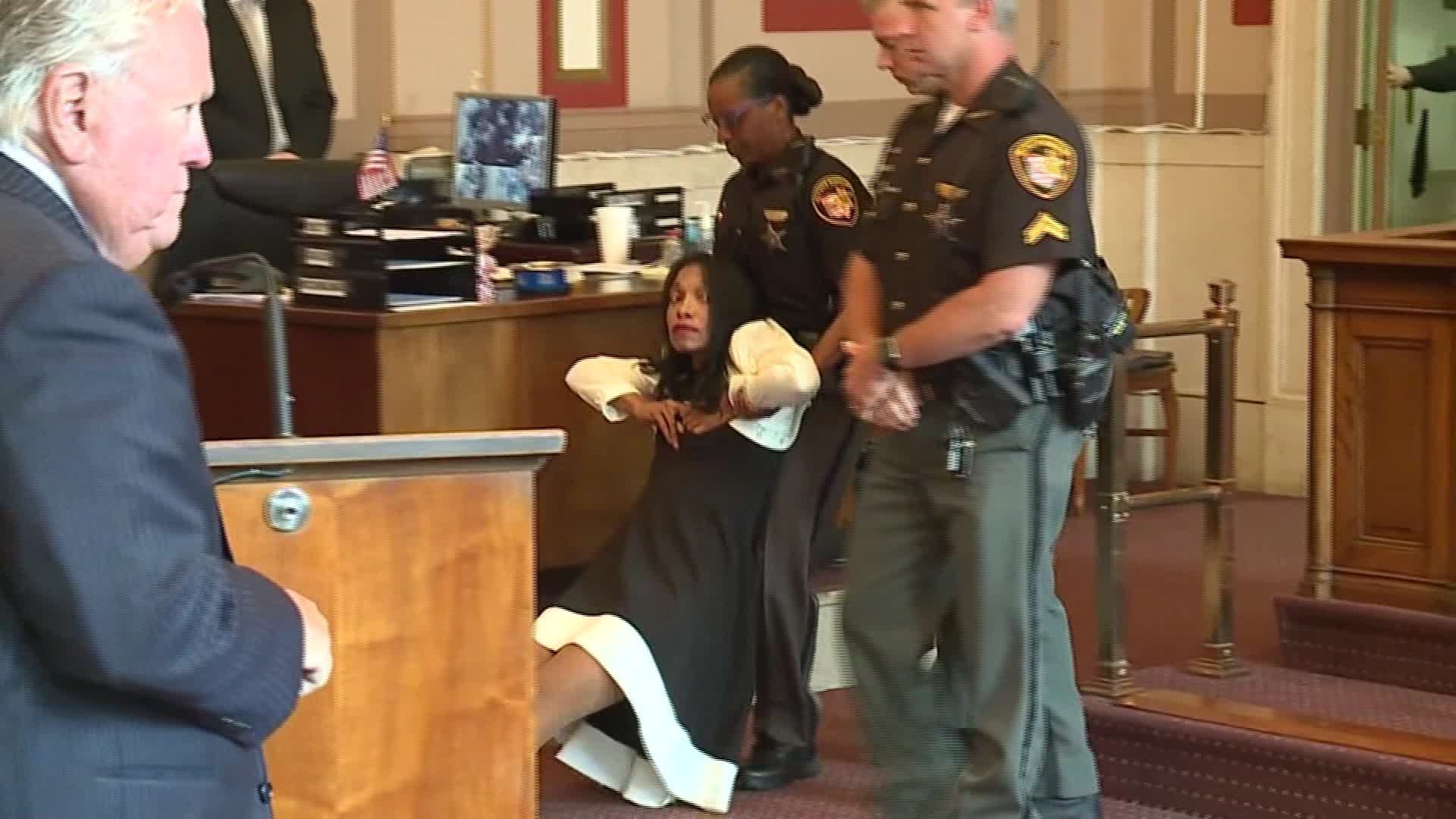 A former Ohio judge was dragged out of court after being sentenced to six m...