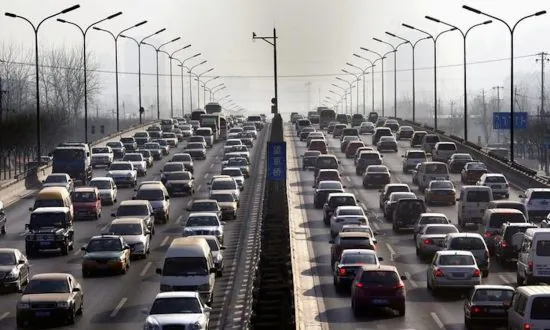 China Auto Group Cuts 2019 Sales Forecast to a 5 Percent Drop Due to Slowing Economy