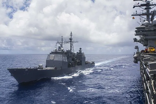 US Warship Sails Through Strategic Taiwan Strait Amid China Tension